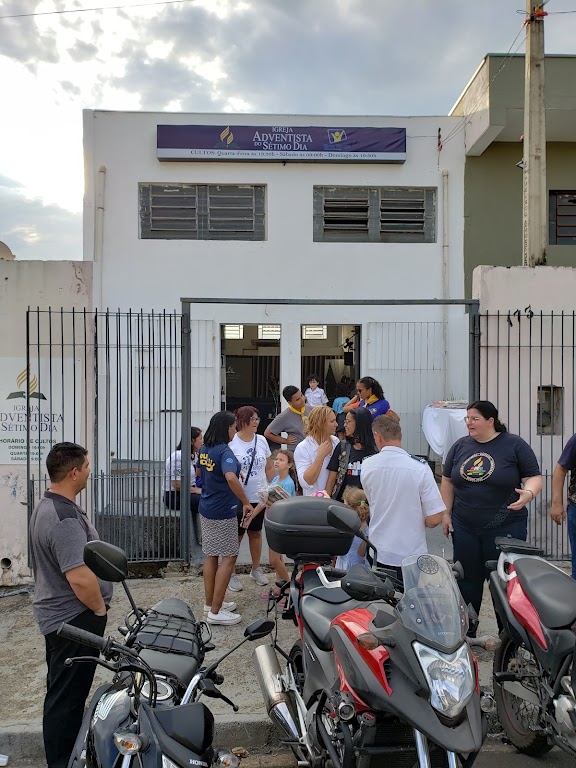 Fachada de IASD São Domingos - Igreja Adventista do Sétimo Dia