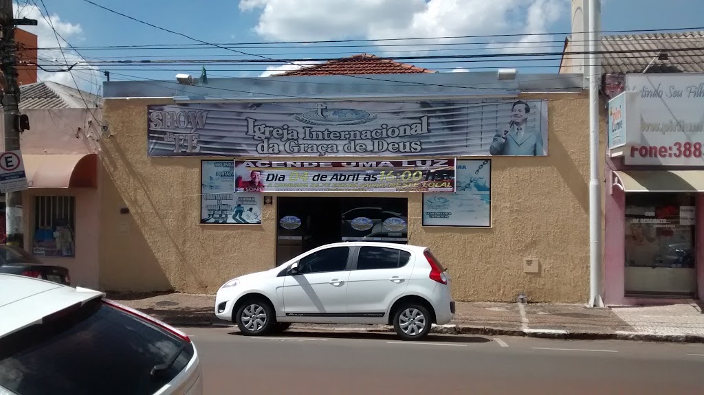 Fachada de Igreja internacional da Graça de Deus