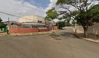 Fachada de Deus é Amor