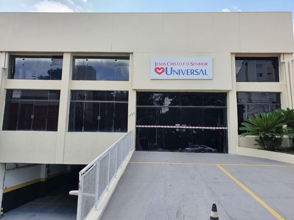 Fachada de Igreja Universal