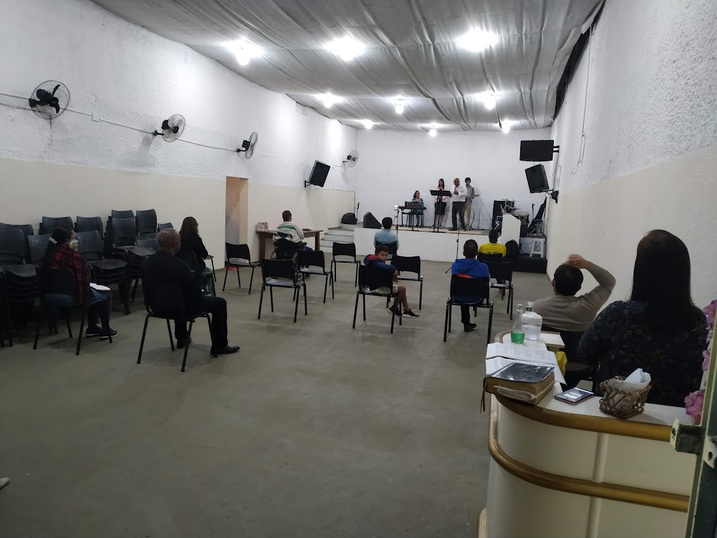 Fachada de Igreja Apostólica Esperança Plena