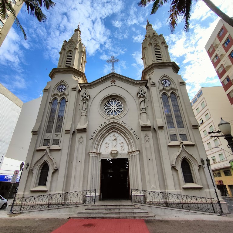Fachada de Basílica de Nossa Senhora do Carmo