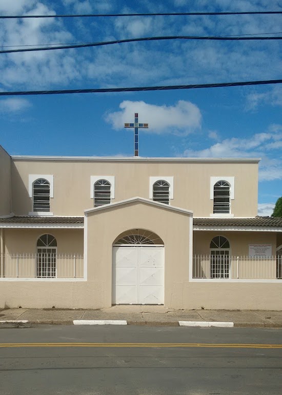 Fachada de Paróquia Sagrada Família - Comunidade Matriz São José Operário