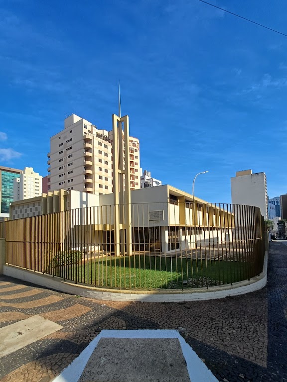 Fachada de A Igreja de Jesus Cristo dos Santos dos Últimos Dias