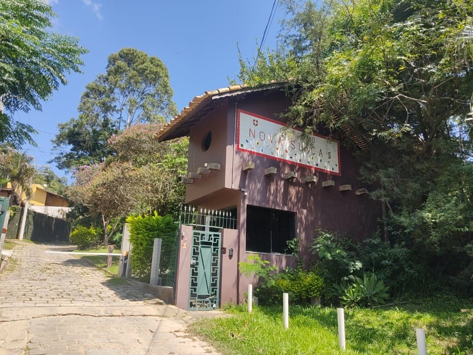 Fachada de Condomínio Nova Suica II