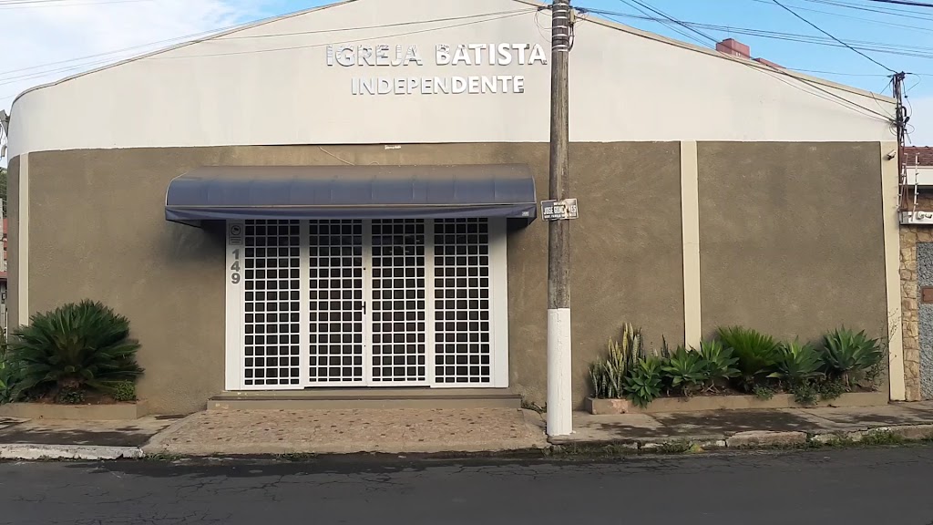 Fachada de Igreja Batista Independente de Pedreira
