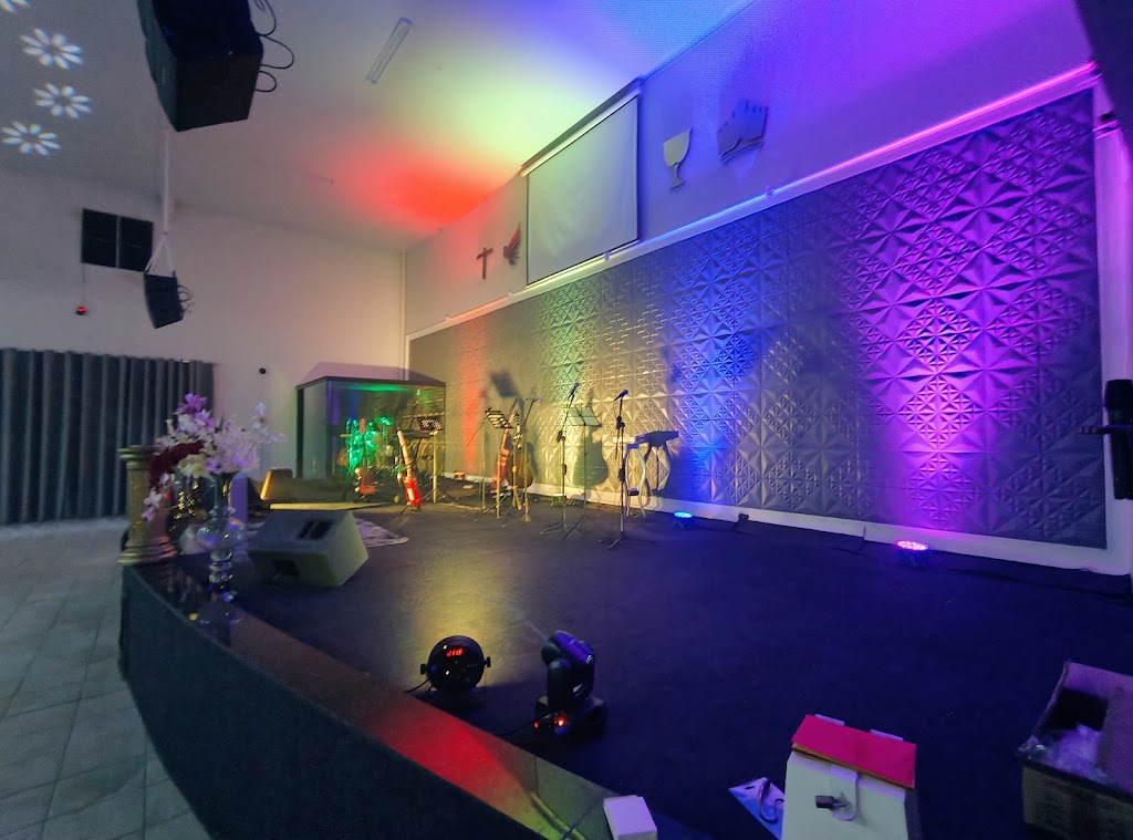 Fachada de 4ª Igreja do Evangelho Quadrangular de Jaguariúna - Ministério Pastora Laura Batista.