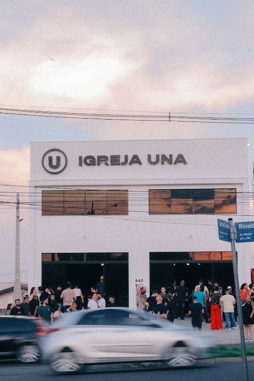 Fachada de Igreja Una - Jaguariúna