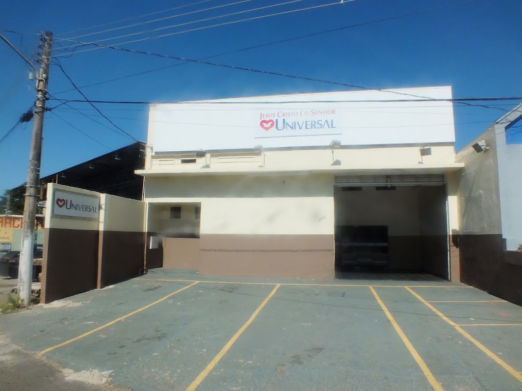 Fachada de Igreja Universal Jaguariúna