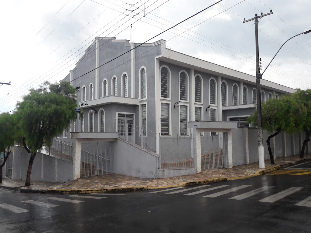 Fachada de Congregação Cristã no Brasil - Vila Penha do Rio do peixe - Central