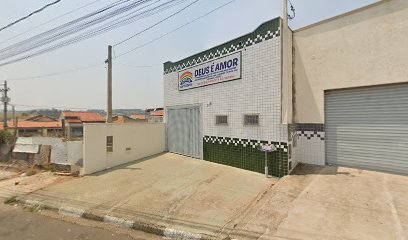 Fachada de Igreja Pentecostal Deus é Amor Sede Regional