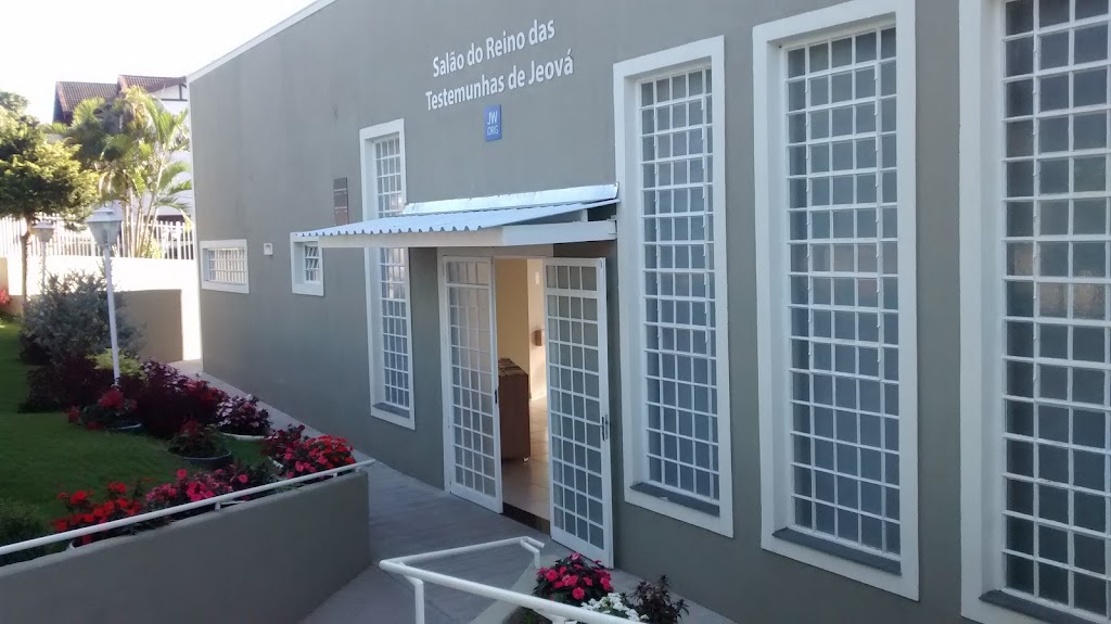 Fachada de Salão Do Reino Das Testemunhas De Jeová