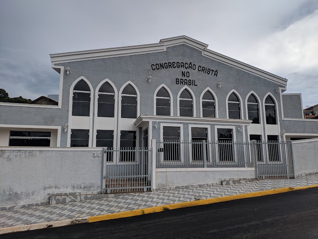 Fachada de Congregação Cristã no Brasil