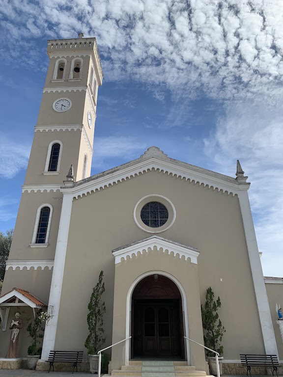 Fachada de Paróquia São Francisco de Assis