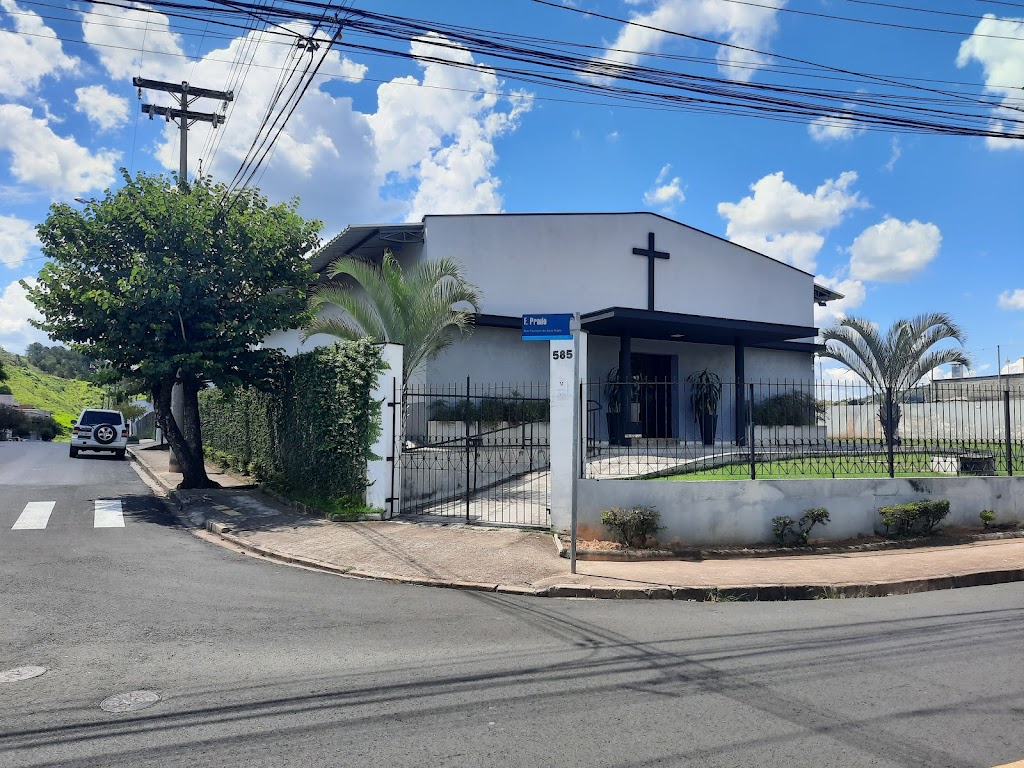Fachada de Primeira Igreja Batista em Amparo