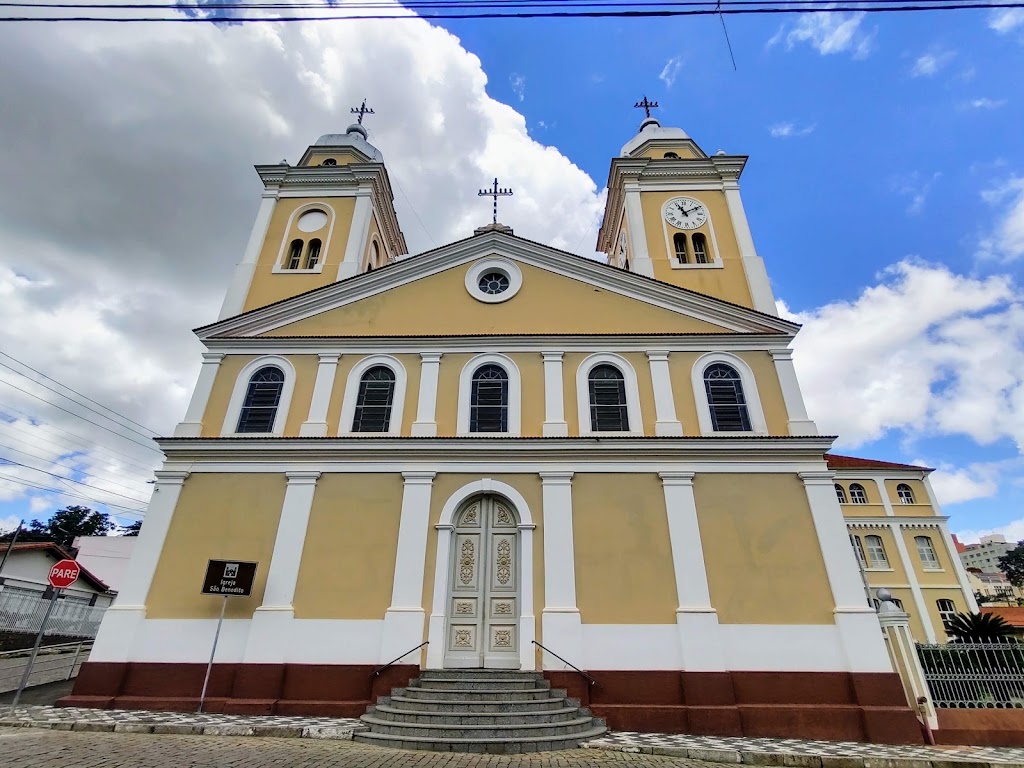 Fachada de Paróquia São Benedito
