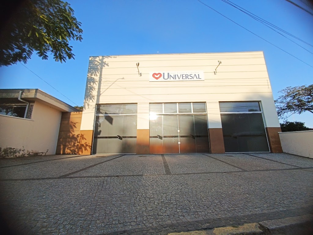 Fachada de Igreja Universal