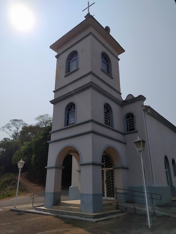 Fachada de Igreja Católica Bairro do Oratório do Meio
