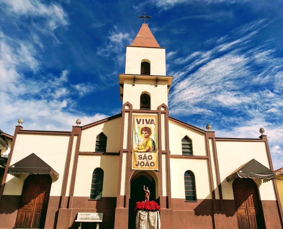 Fachada de Igreja Bairro Lavras de Cima