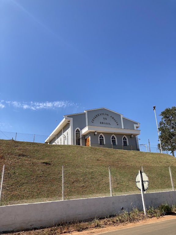 Fachada de Congregação Cristã no Brasil
