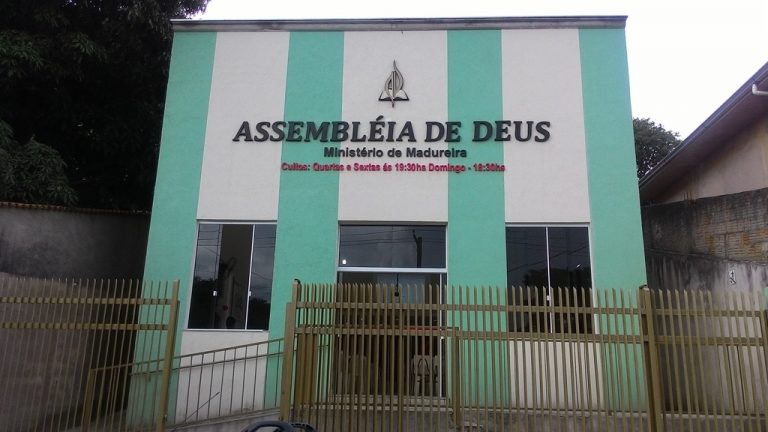 Fachada de AD Poços de Caldas
