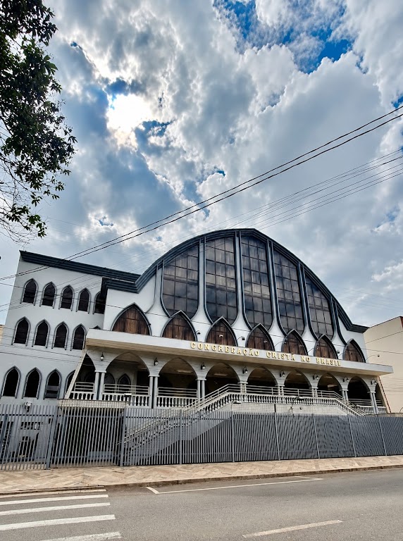 Fachada de Congregação Cristã No Brasil Central - Poços de Calda