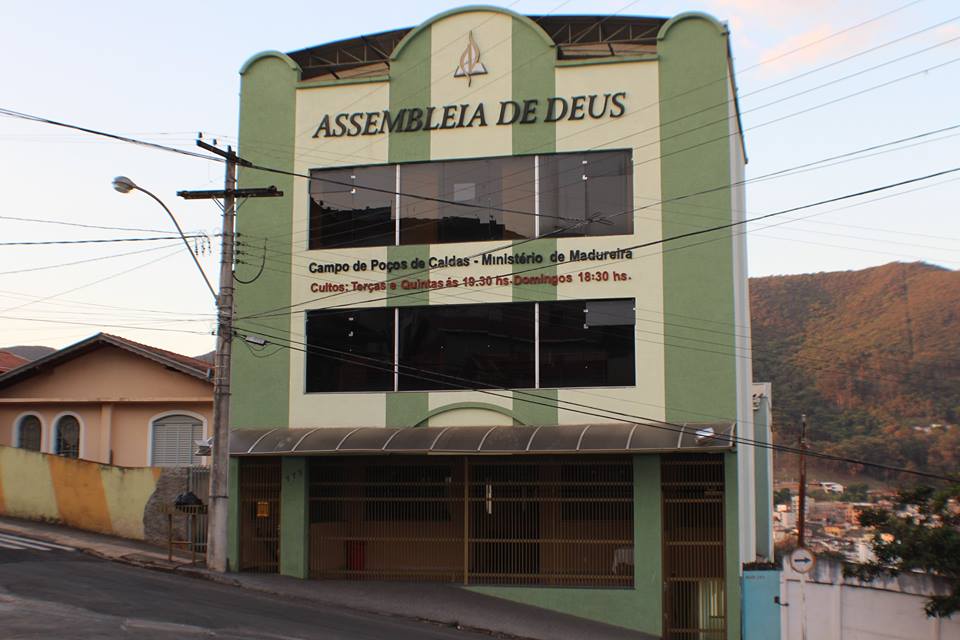 Fachada de AD Poços de Caldas