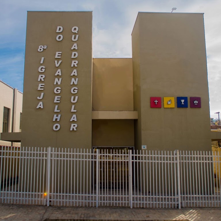 Fachada de 8 Igreja do Evangelho Quadrangular