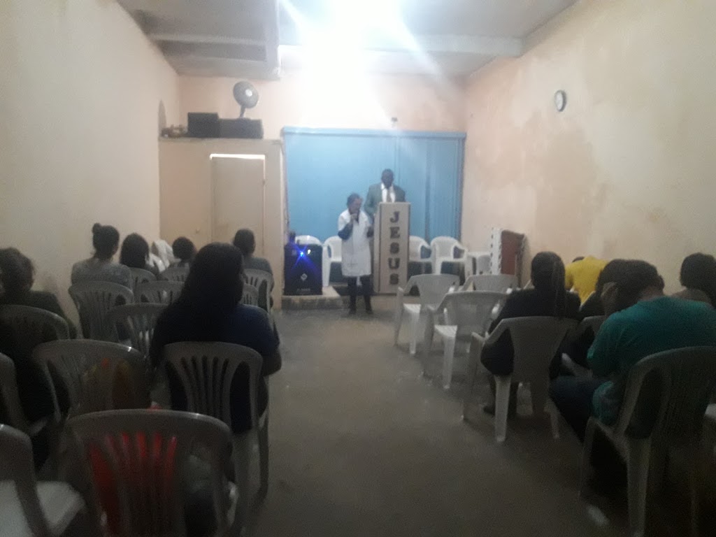 Fachada de Igreja evangélica pentecostal chama divina