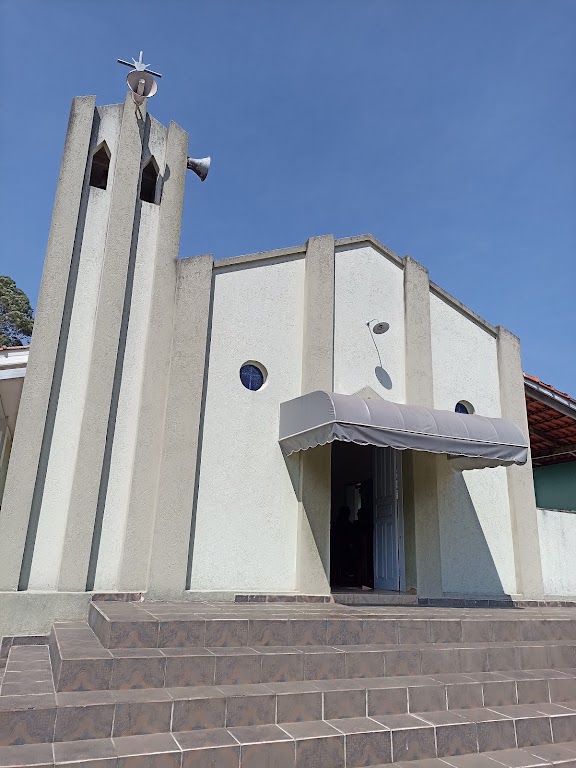 Fachada de Comunidade Nossa Senhora Aparecida-Laranjeiras de Caldas MG