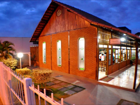 Fachada de Igreja Cristã Maranata - Três Corações