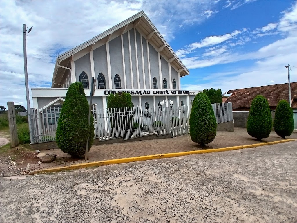 Fachada de Congregação Cristã no Brasil - Monte Verde