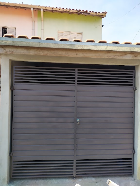 Fachada de Aldeias da Serra