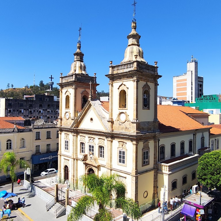 Fachada de Basílica Histórica de Nossa Senhora Aparecida