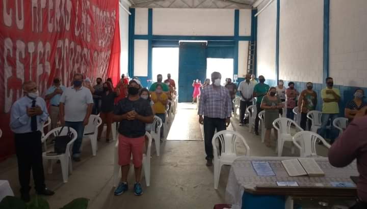 Fachada de Igreja mundial do poder de Deus
