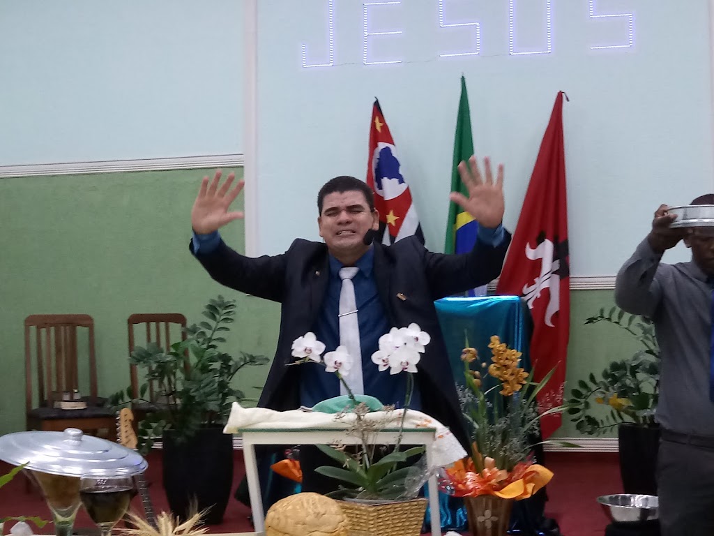 Fachada de Igreja Novas de Paz