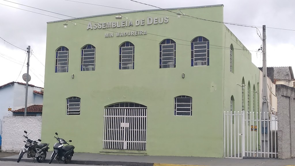 Fachada de Assembleia de Deus Ministério de Madureira - Vila Hepacaré