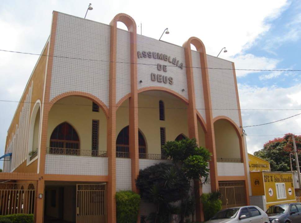 Fachada de AD Cachoeira Paulista - Templo Sede