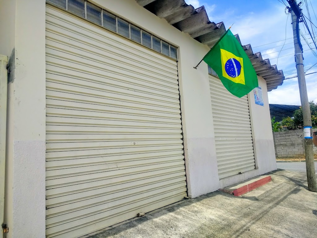 Fachada de Igreja do Evangelho Quadrangular - Jd. Regina
