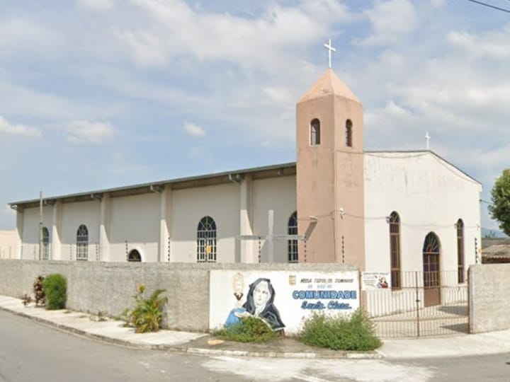 Fachada de Igreja Santa Clara