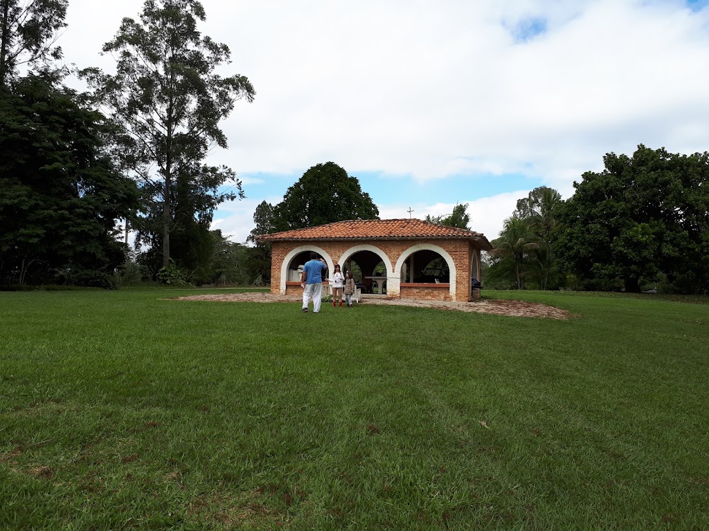 Fachada de Fazenda Nova Coruputuba