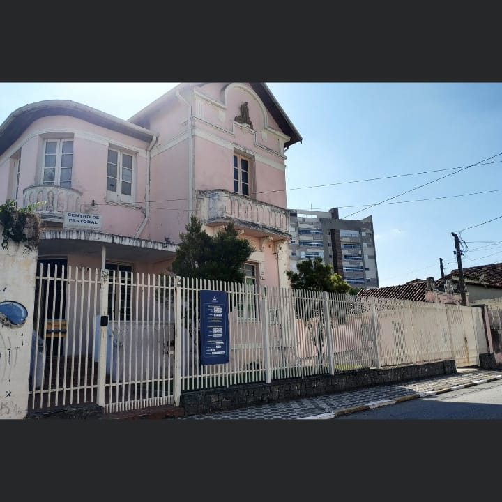 Fachada de Centro de Pastoral I Secretaria Paroquial Nossa Senhora do Bom Sucesso