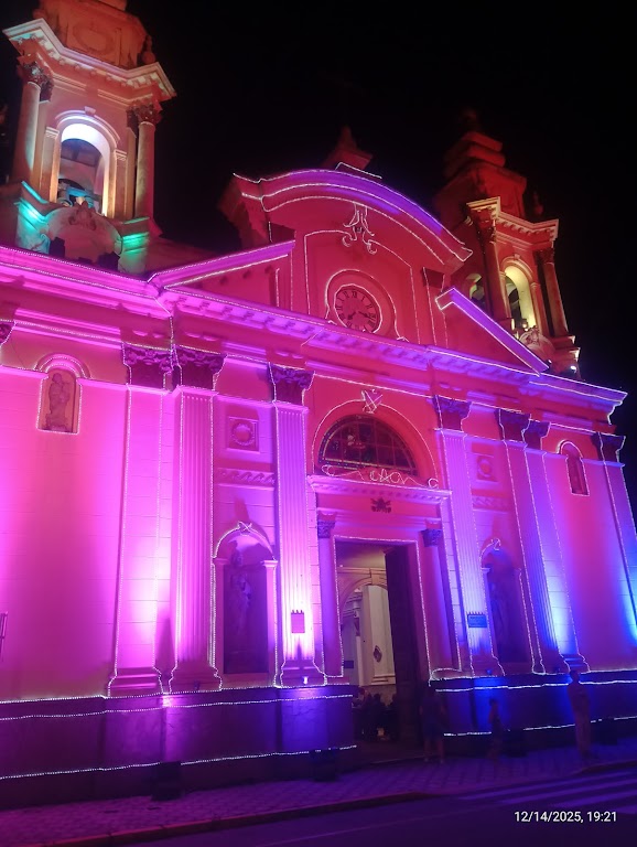 Fachada de Paróquia do Senhor Bom Jesus