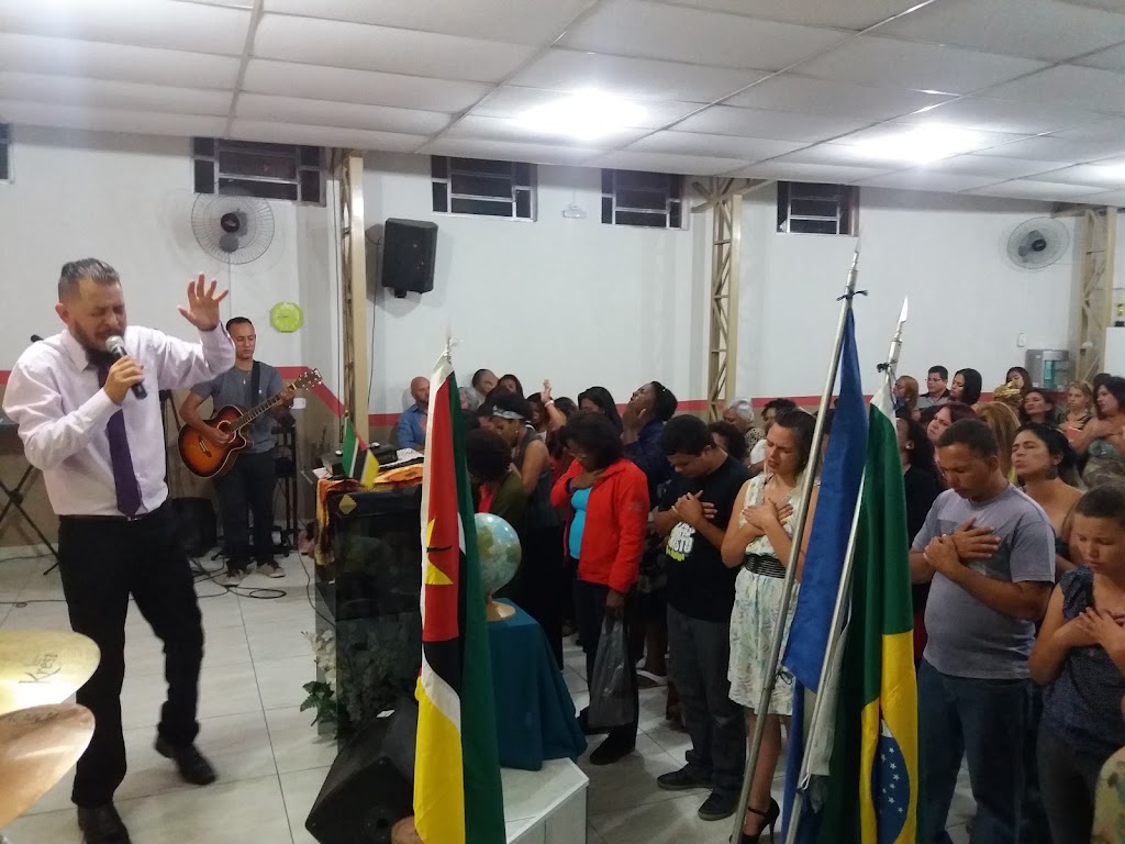 Fachada de Igreja Evangélica Mensageiros de Deus