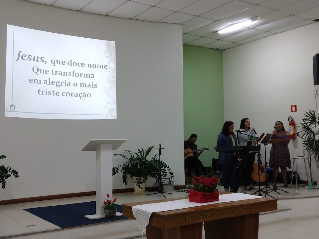 Fachada de Igreja Cristã Evangélica