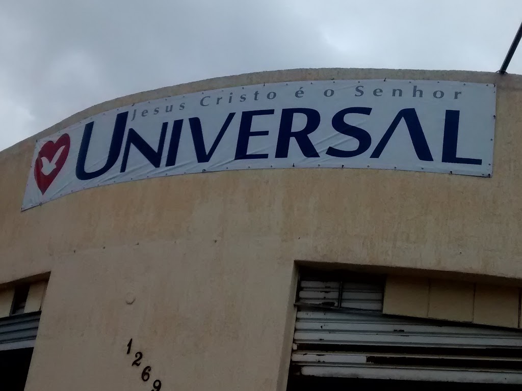 Fachada de Universal