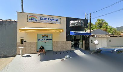 Fachada de Igreja Pentecostal Deus é Amor