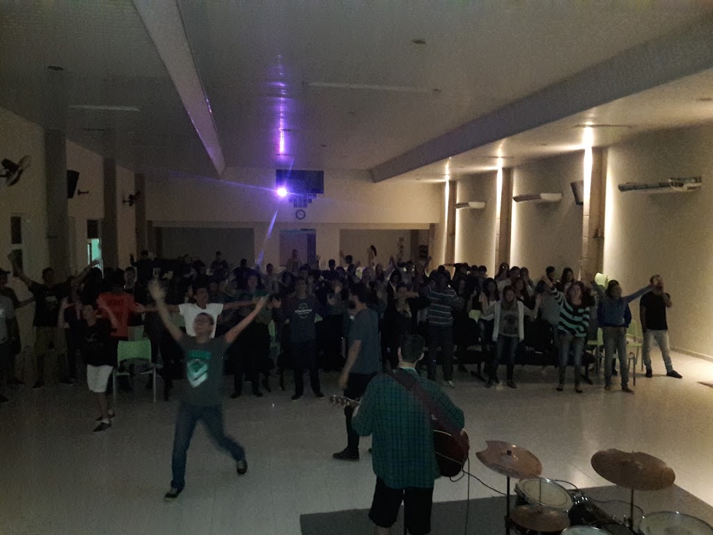 Fachada de Videira Igreja em Células de Ubatuba