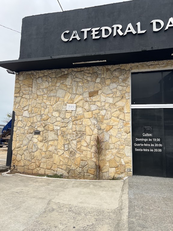 Fachada de Catedral Da Vitória church