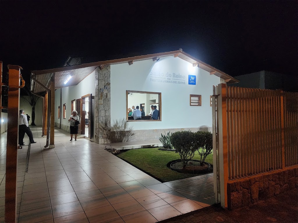 Fachada de Salão do Reino das Testemunhas de Jeová